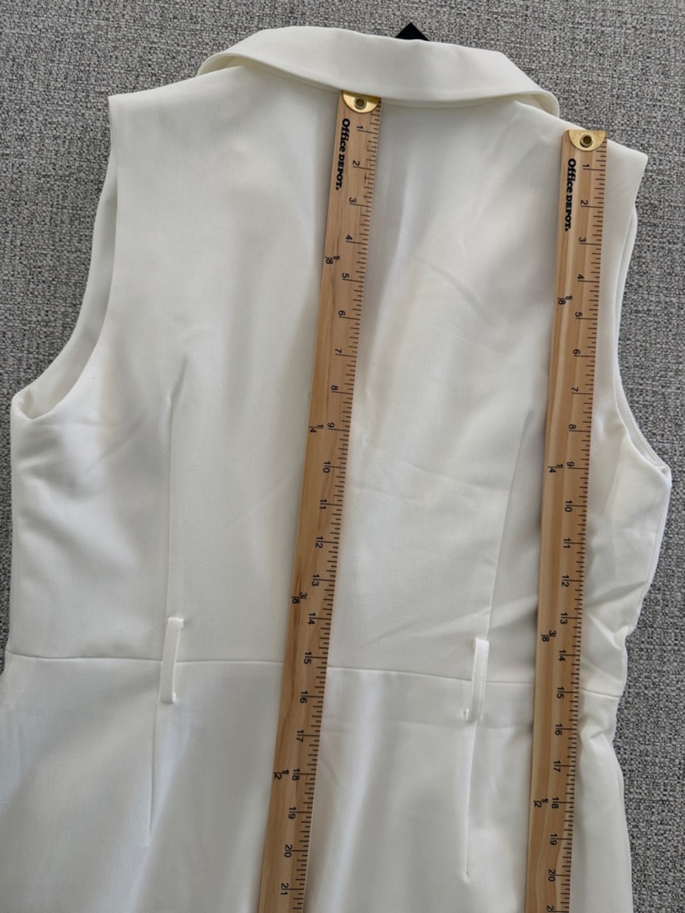 NWT Riva White Double-Breasted Sleeveless Trench Dress - Picture 12 of 14